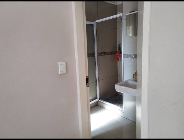 3 BEDROOM HOUSE FOR SALE IN THE HILL